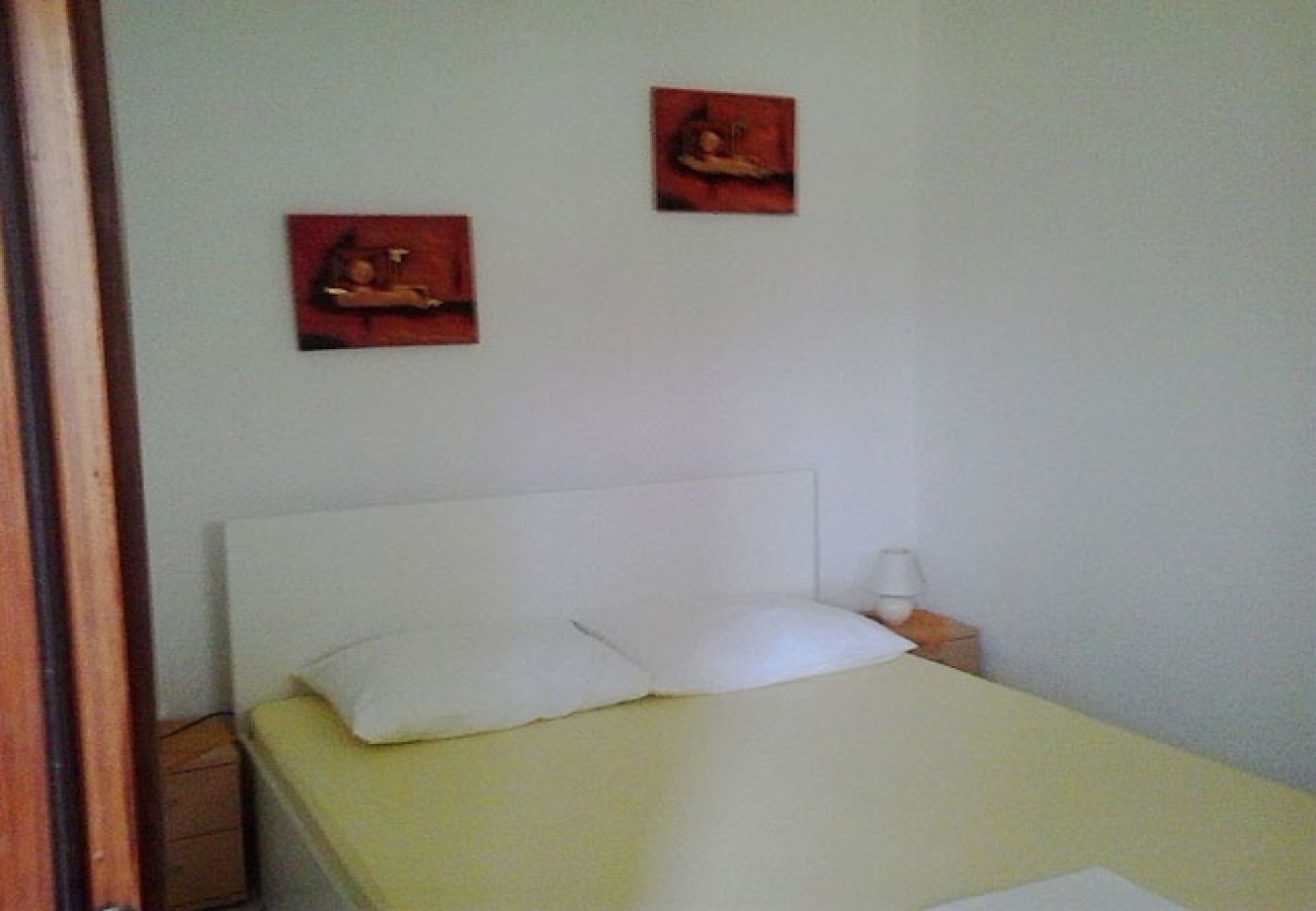 Apartament w Novi Vinodolski - Apartament w Novi Vinodolski z Widok na morze, taras, Klimatyzacja, WIFI (3667-2)