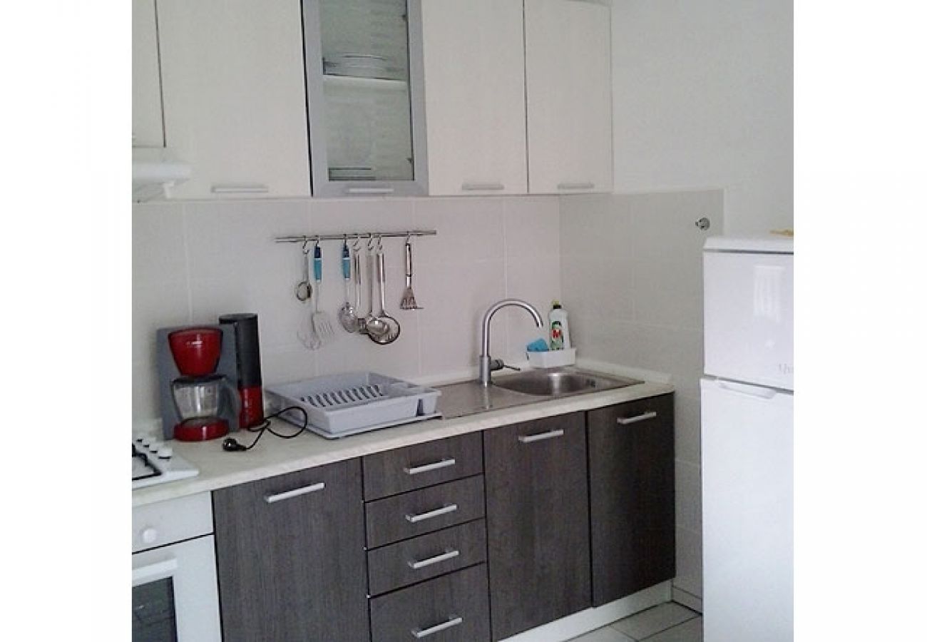 Apartament w Novi Vinodolski - Apartament w Novi Vinodolski z Widok na morze, balkon, Klimatyzacja, WIFI (3667-3)