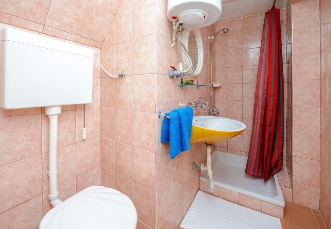Pokój w Cavtat - Pokój w Cavtat z Widok na morze, balkon, Klimatyzacja, WIFI (3686-1) Pokój w Cavtat - Pokój w Cavtat z Widok na morze, balkon, Klimatyzacja, WIFI (3686-1)