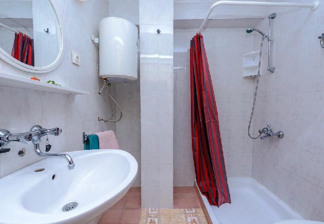 Apartament w Cavtat - Apartament w Cavtat z Widok na morze, balkon, Klimatyzacja, WIFI (3686-2) Apartament w Cavtat - Apartament w Cavtat z Widok na morze, balkon, Klimatyzacja, WIFI (3686-2)
