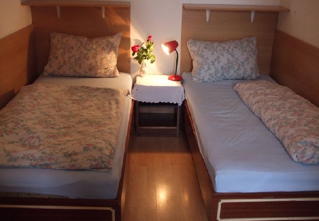 Apartament w Ika - Apartament w Ika z Widok na morze, taras, Klimatyzacja, WIFI (3699-1) Apartament w Ika - Apartament w Ika z Widok na morze, taras, Klimatyzacja, WIFI (3699-1)