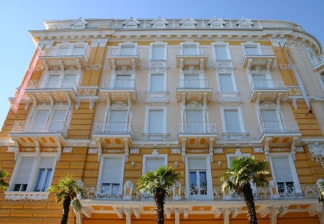 Apartament w Ika - Apartament w Ika z Widok na morze, taras, Klimatyzacja, WIFI (3699-1) Apartament w Ika - Apartament w Ika z Widok na morze, taras, Klimatyzacja, WIFI (3699-1)