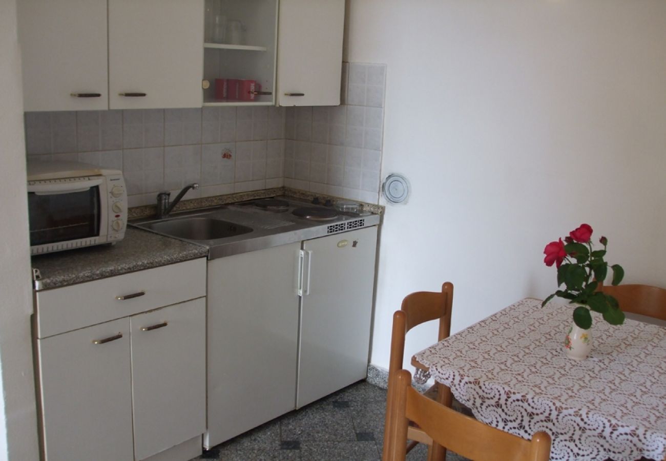 Apartament w Ika - Apartament w Ika z Widok na morze, taras, Klimatyzacja, WIFI (3699-1)