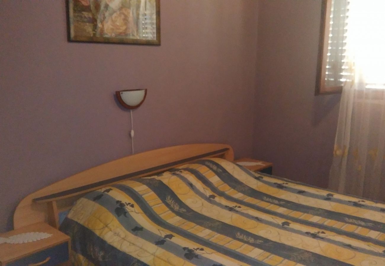 Apartament w Nin - Apartament w Nin z taras, Klimatyzacja, WIFI (3718-1)