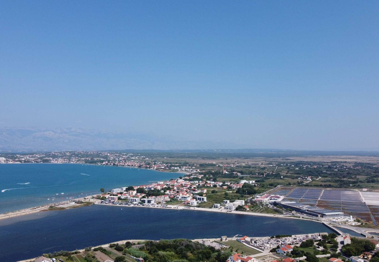 Apartament w Nin - Apartament w Nin z taras, Klimatyzacja, WIFI (3722-2)