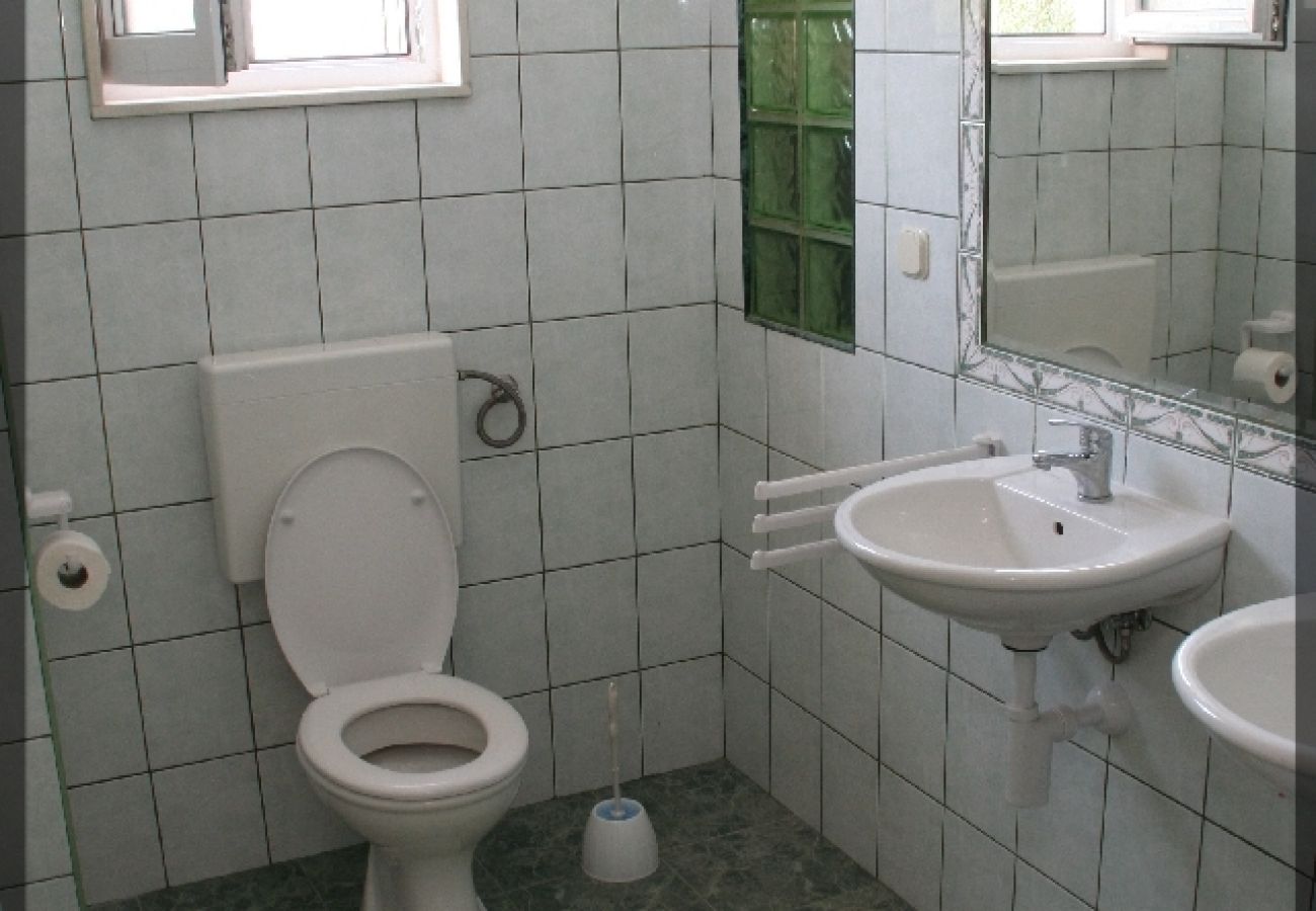 Apartament w Bol - Apartament w Bol z Widok na morze, taras, Klimatyzacja, WIFI (3739-1)