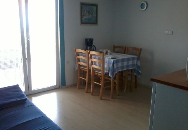 Apartament w Ražanj - Apartament w Ražanj z Widok na morze, taras, Klimatyzacja, WIFI (3743-1) Apartament w Ražanj - Apartament w Ražanj z Widok na morze, taras, Klimatyzacja, WIFI (3743-1)