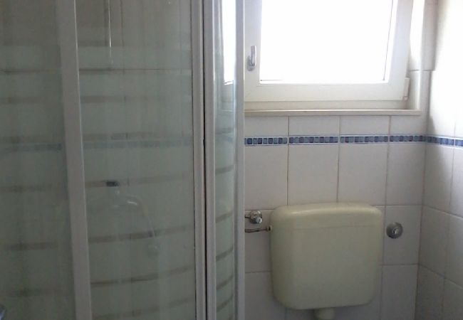 Apartament w Ražanj - Apartament w Ražanj z Widok na morze, taras, Klimatyzacja, WIFI (3743-1) Apartament w Ražanj - Apartament w Ražanj z Widok na morze, taras, Klimatyzacja, WIFI (3743-1)