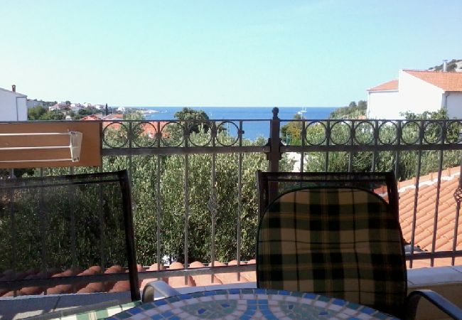 Apartament w Ražanj - Apartament w Ražanj z Widok na morze, taras, Klimatyzacja, WIFI (3743-2) Apartament w Ražanj - Apartament w Ražanj z Widok na morze, taras, Klimatyzacja, WIFI (3743-2)