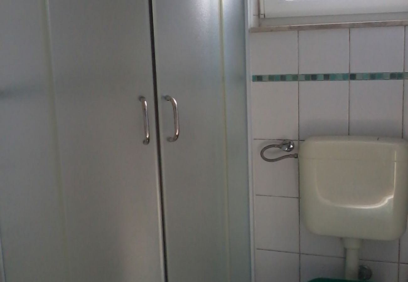 Apartament w Ražanj - Apartament w Ražanj z Widok na morze, taras, Klimatyzacja, WIFI (3743-2)