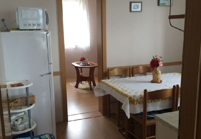 Apartament w Rab - Apartament w Rab z Widok na morze, balkon, WIFI, Pralka (3728-1) Apartament w Rab - Apartament w Rab z Widok na morze, balkon, WIFI, Pralka (3728-1)