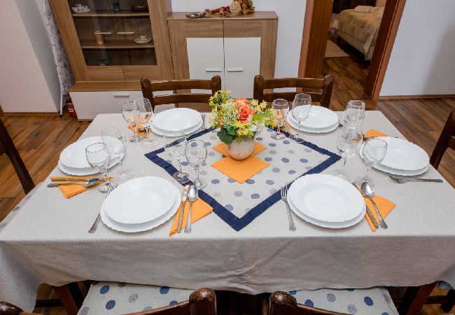 Apartament w Mundanije - Apartament w Mundanije z Widok na morze, taras, Klimatyzacja, WIFI (3748-2) Apartament w Mundanije - Apartament w Mundanije z Widok na morze, taras, Klimatyzacja, WIFI (3748-2)