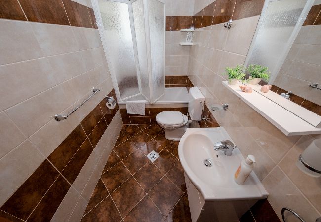 Apartament w Mundanije - Apartament w Mundanije z Widok na morze, taras, Klimatyzacja, WIFI (3748-2) Apartament w Mundanije - Apartament w Mundanije z Widok na morze, taras, Klimatyzacja, WIFI (3748-2)