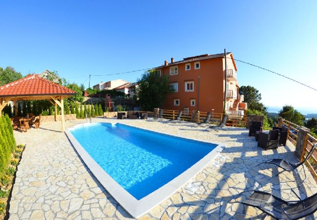 Apartament w Mundanije - Apartament w Mundanije z Widok na morze, taras, Klimatyzacja, WIFI (3748-3) Apartament w Mundanije - Apartament w Mundanije z Widok na morze, taras, Klimatyzacja, WIFI (3748-3)