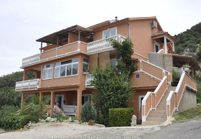 Apartament w Mundanije - Apartament w Mundanije z Widok na morze, taras, Klimatyzacja, WIFI (3748-3) Apartament w Mundanije - Apartament w Mundanije z Widok na morze, taras, Klimatyzacja, WIFI (3748-3)