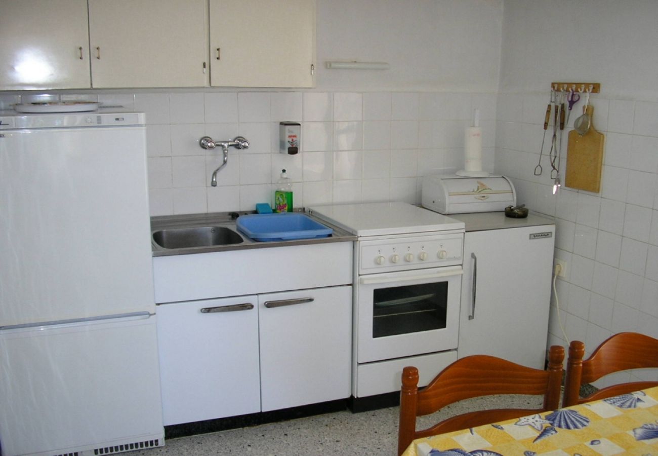 Apartament w Supetarska Draga - Apartament w Supetarska Draga z Widok na morze, taras, Klimatyzacja, WIFI (3750-1)