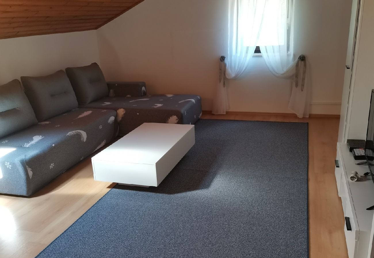 Apartament w Mali Lošinj - Apartament w Mali Lošinj z Widok na morze, taras, Klimatyzacja, WIFI (3780-2)