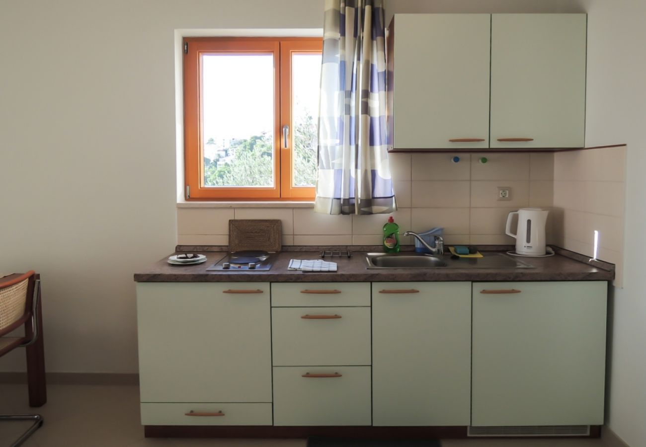 Apartament w Baška Voda - Apartament w Baška Voda z Widok na morze, taras, Klimatyzacja, WIFI (3785-2)