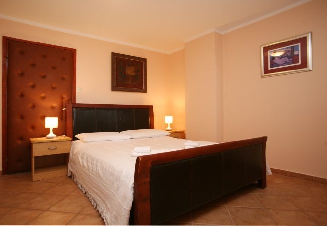 Apartament w Porec - Apartament w Poreč z balkon, Klimatyzacja, WIFI (3794-5) Apartament w Porec - Apartament w Poreč z balkon, Klimatyzacja, WIFI (3794-5)