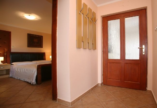 Apartament w Porec - Apartament w Poreč z balkon, Klimatyzacja, WIFI (3794-5) Apartament w Porec - Apartament w Poreč z balkon, Klimatyzacja, WIFI (3794-5)