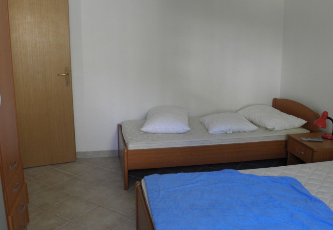 Apartament w Podgora - Apartament w Podgora z Widok na morze, taras, Klimatyzacja, WIFI (3812-3)