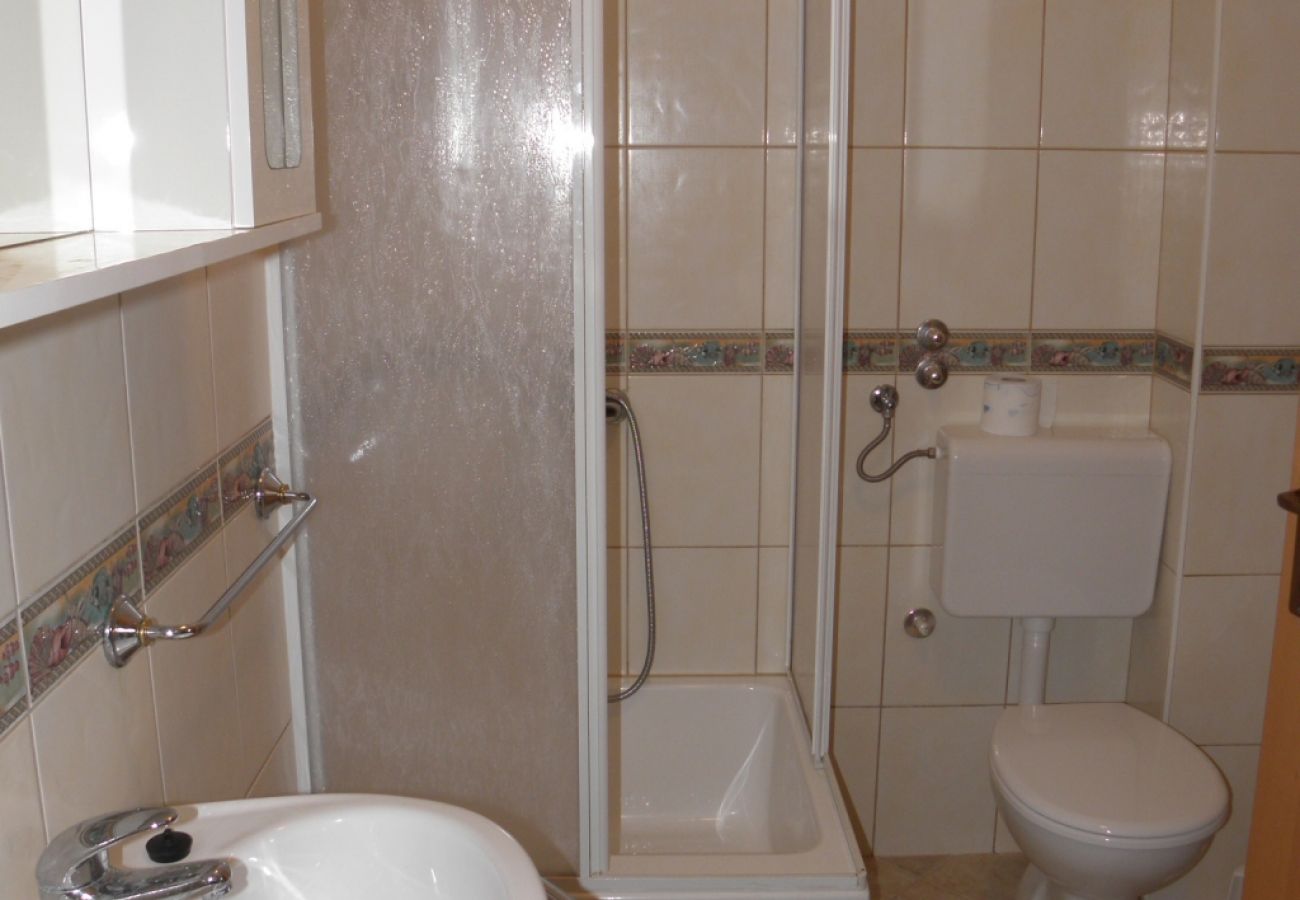 Apartament w Podgora - Apartament w Podgora z Widok na morze, taras, Klimatyzacja, WIFI (3812-3)