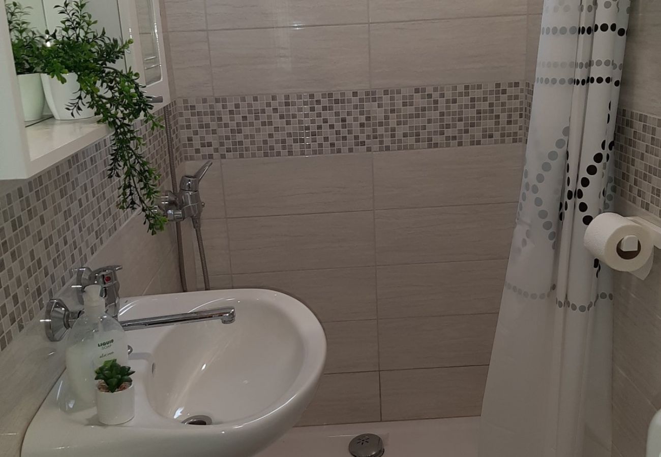 Apartament w Sibenik - Apartament w Brodarica z Widok na morze, balkon, Klimatyzacja, WIFI (3814-2)