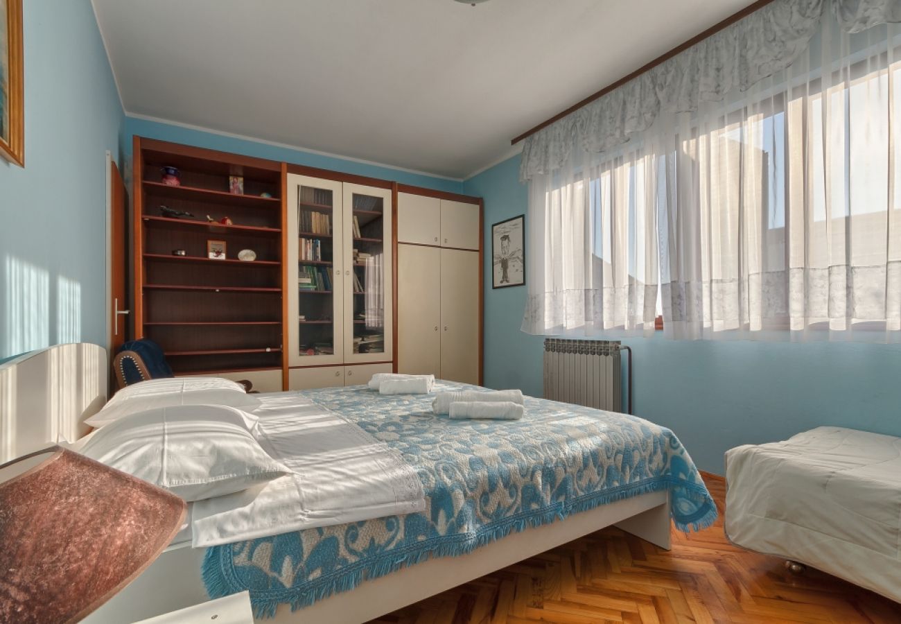 Apartament w Štinjan - Apartament w Štinjan z Widok na morze, balkon, Klimatyzacja, WIFI (3326-3)