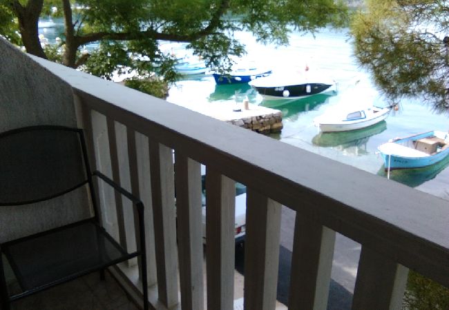 Apartament w Jadranovo - Apartament w Jadranovo z Widok na morze, balkon, Klimatyzacja, WIFI (3856-1) Apartament w Jadranovo - Apartament w Jadranovo z Widok na morze, balkon, Klimatyzacja, WIFI (3856-1)