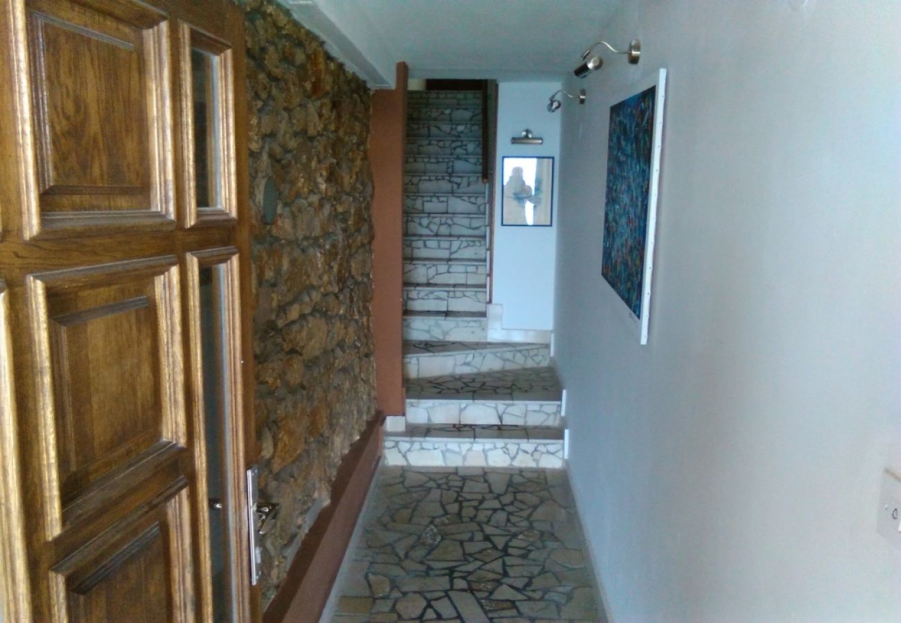 Apartament w Jadranovo - Apartament w Jadranovo z Widok na morze, balkon, Klimatyzacja, WIFI (3856-1)