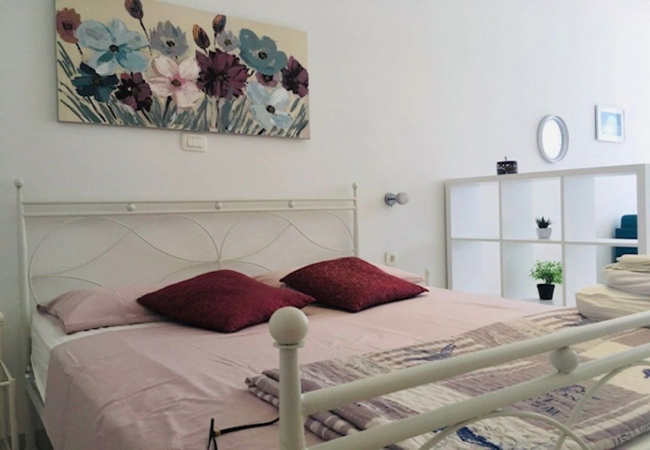 Studio w Povlja - Apartament Studio w Povlja z Widok na morze, taras, Klimatyzacja, WIFI (3419-4)