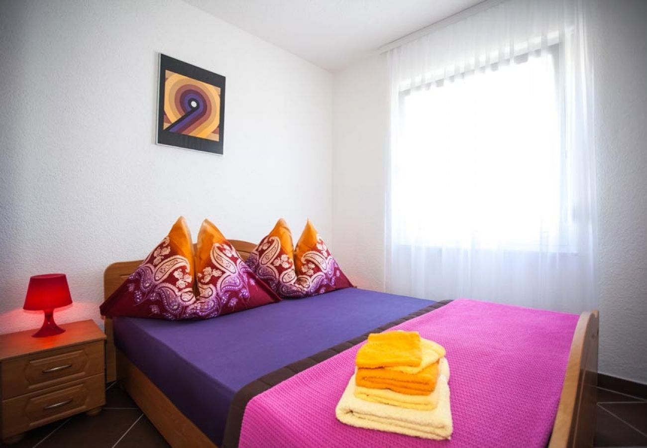 Apartament w Nin - Apartament w Zaton (Zadar) z taras, Klimatyzacja, WIFI, Pralka (4141-5)