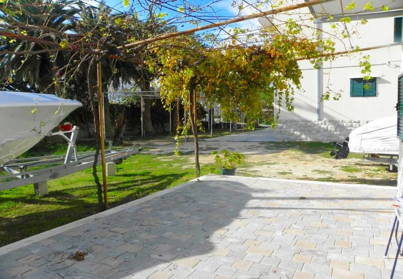 Apartament w Duce - Apartament w Duće z taras, Klimatyzacja, WIFI, Pralka (4166-6)