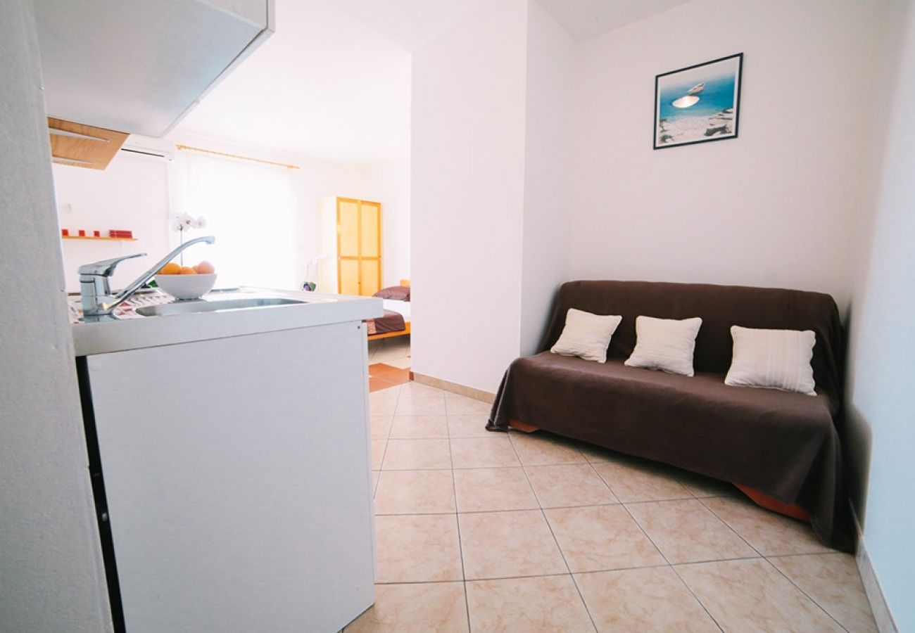 Studio w Duce - Apartament Studio w Duće z Widok na morze, balkon, Klimatyzacja, WIFI (4167-3)