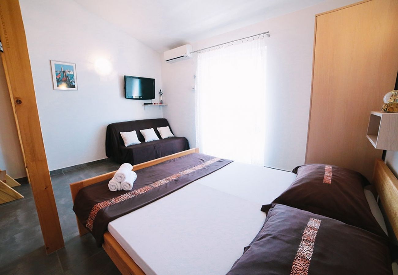 Studio w Duce - Apartament Studio w Duće z Widok na morze, balkon, Klimatyzacja, WIFI (4167-7)