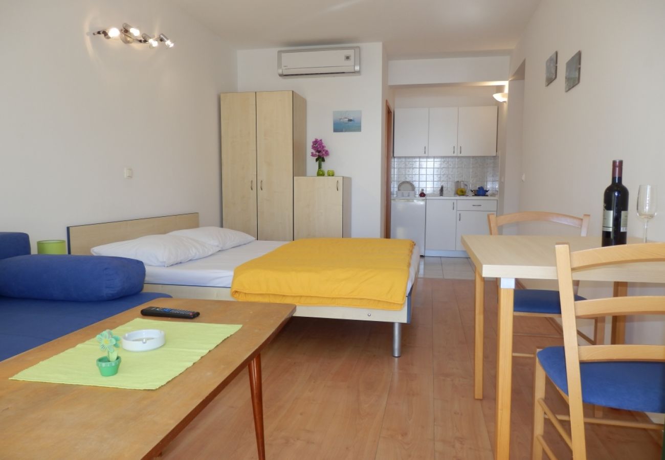 Studio w Duce - Apartament Studio w Duće z Widok na morze, balkon, Klimatyzacja, WIFI (4173-8)