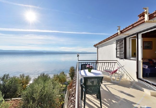 Apartament w Lokva Rogoznica - Apartament w Lokva Rogoznica z Widok na morze, taras, Klimatyzacja, Zmywarka (4184-1) Apartament w Lokva Rogoznica - Apartament w Lokva Rogoznica z Widok na morze, taras, Klimatyzacja, Zmywarka (4184-1)