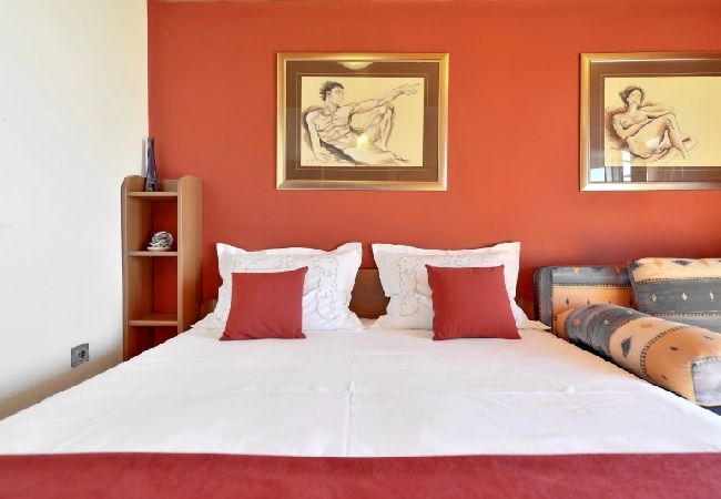 Apartament w Lokva Rogoznica - Apartament w Lokva Rogoznica z Widok na morze, taras, Klimatyzacja, Zmywarka (4184-1) Apartament w Lokva Rogoznica - Apartament w Lokva Rogoznica z Widok na morze, taras, Klimatyzacja, Zmywarka (4184-1)