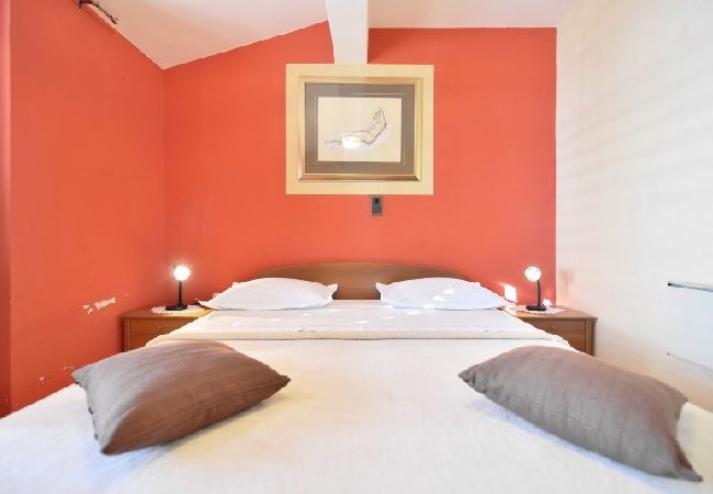 Apartament w Lokva Rogoznica - Apartament w Lokva Rogoznica z Widok na morze, taras, Klimatyzacja, Zmywarka (4184-1) Apartament w Lokva Rogoznica - Apartament w Lokva Rogoznica z Widok na morze, taras, Klimatyzacja, Zmywarka (4184-1)