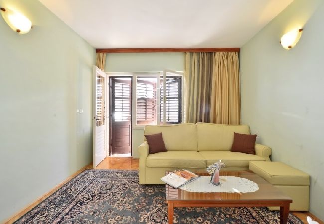 Apartament w Lokva Rogoznica - Apartament w Lokva Rogoznica z Widok na morze, taras, Klimatyzacja, Zmywarka (4184-2) Apartament w Lokva Rogoznica - Apartament w Lokva Rogoznica z Widok na morze, taras, Klimatyzacja, Zmywarka (4184-2)