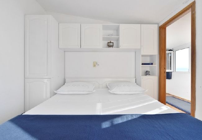 Apartament w Lokva Rogoznica - Apartament w Lokva Rogoznica z Widok na morze, taras, Klimatyzacja, Zmywarka (4184-2) Apartament w Lokva Rogoznica - Apartament w Lokva Rogoznica z Widok na morze, taras, Klimatyzacja, Zmywarka (4184-2)