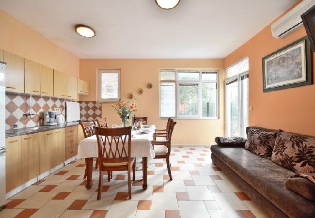 Apartament w Lokva Rogoznica - Apartament w Lokva Rogoznica z Widok na morze, balkon, Klimatyzacja (4184-4) Apartament w Lokva Rogoznica - Apartament w Lokva Rogoznica z Widok na morze, balkon, Klimatyzacja (4184-4)