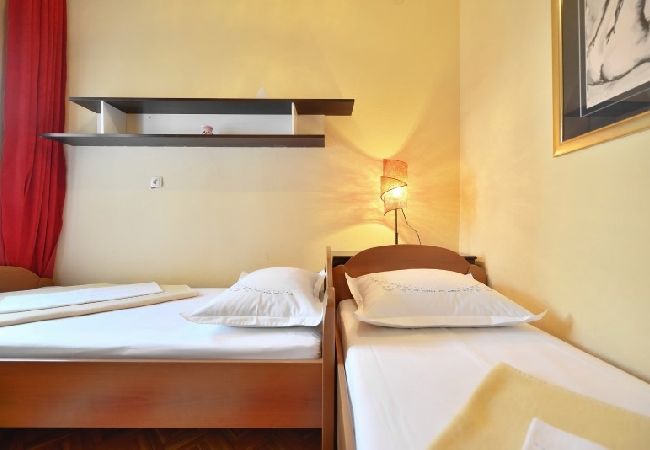 Apartament w Lokva Rogoznica - Apartament w Lokva Rogoznica z Widok na morze, balkon, Klimatyzacja (4184-4) Apartament w Lokva Rogoznica - Apartament w Lokva Rogoznica z Widok na morze, balkon, Klimatyzacja (4184-4)