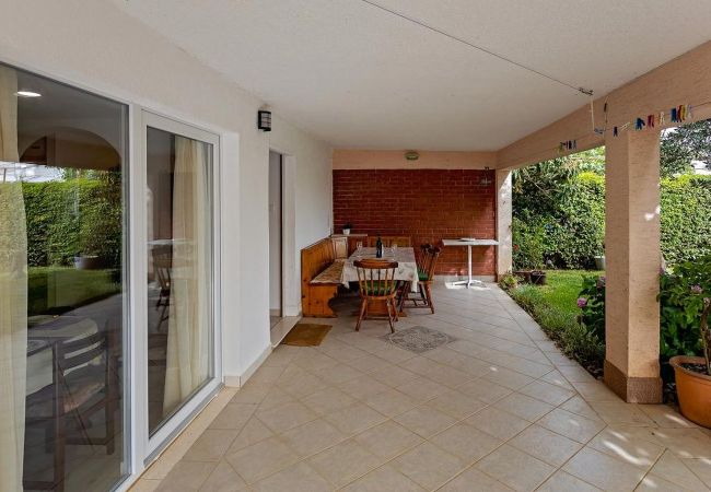 Apartament w Rogoznica - Apartament w Rogoznica z taras, Klimatyzacja, WIFI, Zmywarka (3338-1) Apartament w Rogoznica - Apartament w Rogoznica z taras, Klimatyzacja, WIFI, Zmywarka (3338-1)