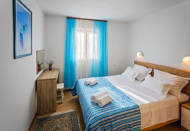 Apartament w Rogoznica - Apartament w Rogoznica z taras, Klimatyzacja, WIFI, Zmywarka (3338-2) Apartament w Rogoznica - Apartament w Rogoznica z taras, Klimatyzacja, WIFI, Zmywarka (3338-2)