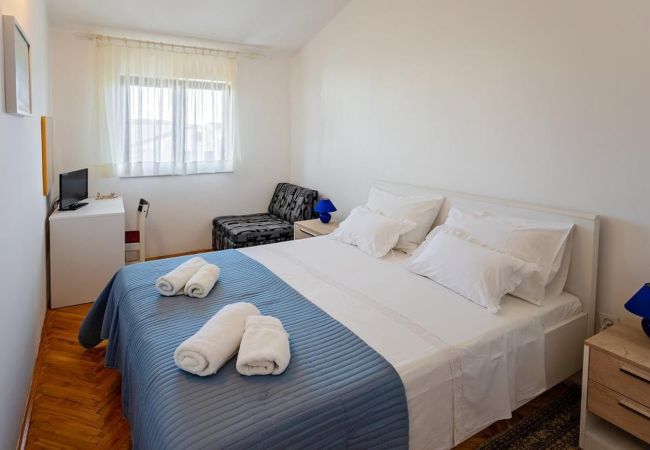 Apartament w Rogoznica - Apartament w Rogoznica z balkon, Klimatyzacja, WIFI (3338-4) Apartament w Rogoznica - Apartament w Rogoznica z balkon, Klimatyzacja, WIFI (3338-4)