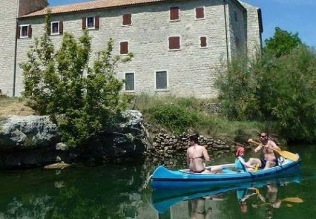 Apartament w Donji Karin - Apartament w Karin Gornji z Widok na morze, balkon, Klimatyzacja, WIFI (4207-1) Apartament w Donji Karin - Apartament w Karin Gornji z Widok na morze, balkon, Klimatyzacja, WIFI (4207-1)