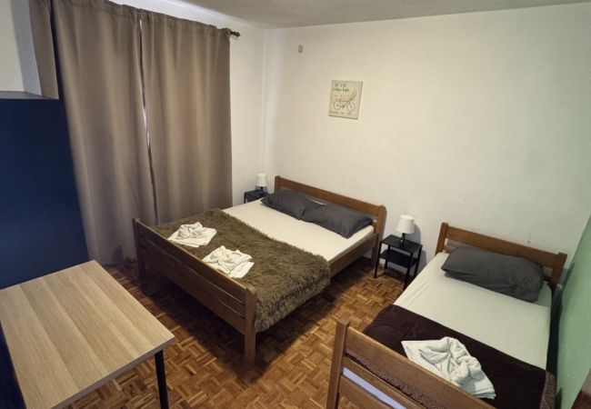 Apartament w Seline - Apartament w Seline z widokiem na morze, tarasem, W-LAN, pralką (4209-2) Apartament w Seline - Apartament w Seline z widokiem na morze, tarasem, W-LAN, pralką (4209-2)