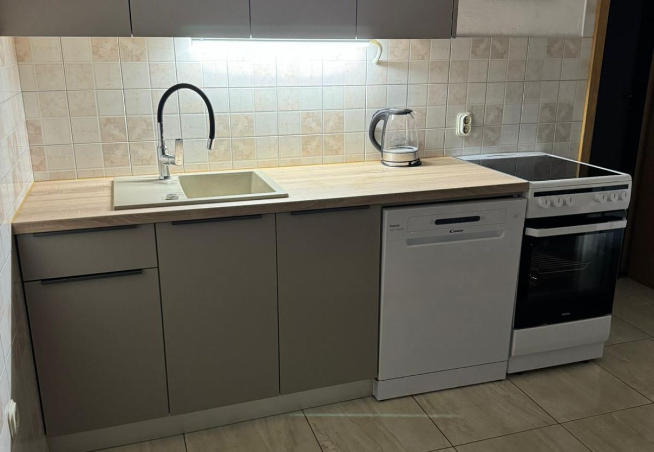 Apartament w Seline - Apartament w Seline z widokiem na morze, tarasem, W-LAN, pralką (4209-2)