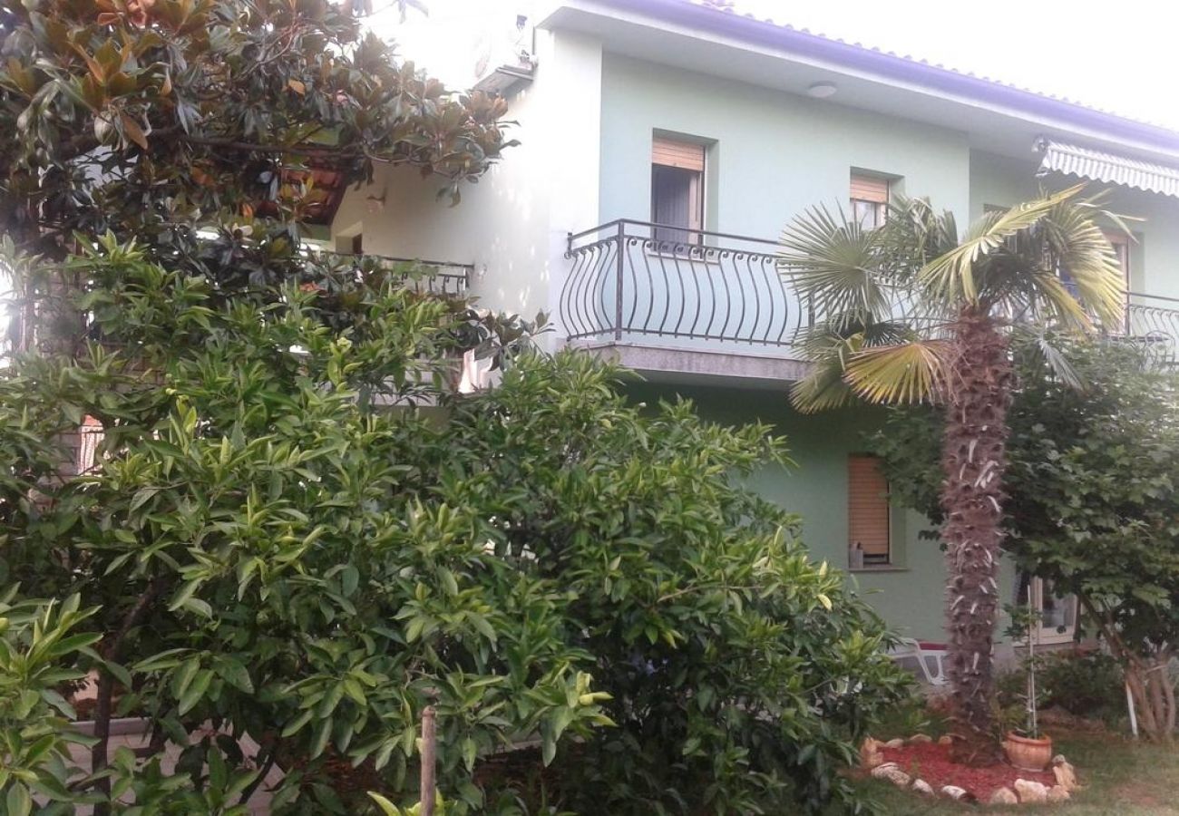 Apartament w Banjole - Apartament w Banjole z balkon, Klimatyzacja, WIFI (4211-1)